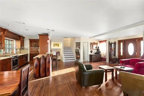 6315 Maynada Street Coral Gables FL 33146