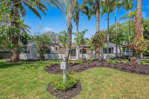 17050 SW 83rd Avenue Palmetto Bay FL 33157
