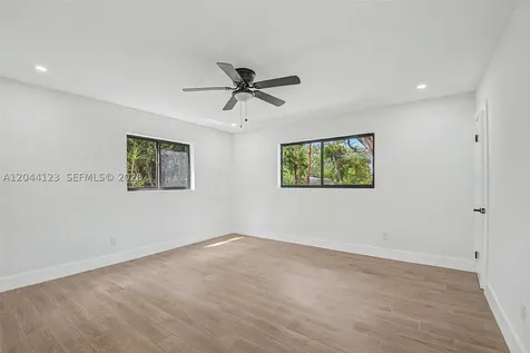 17050 SW 83rd Avenue Palmetto Bay FL 33157