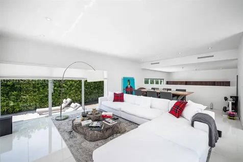 200 SW 32nd Road Miami FL 33129