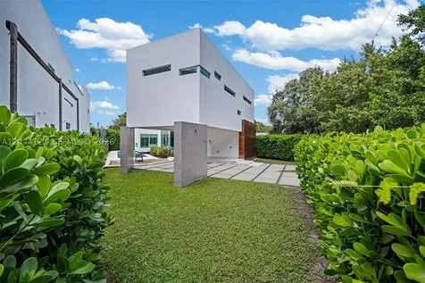 200 SW 32nd Road Miami FL 33129