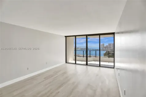 555 NE 15th Street Miami FL 33132
