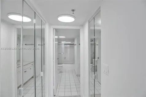 555 NE 15th Street Miami FL 33132