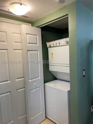 1745 E Hallandale Beach Boulevard Hallandale Beach FL 33009