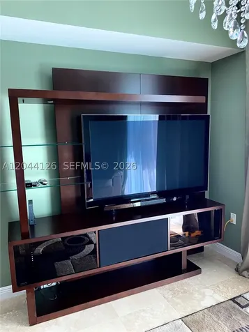 1745 E Hallandale Beach Boulevard Hallandale Beach FL 33009