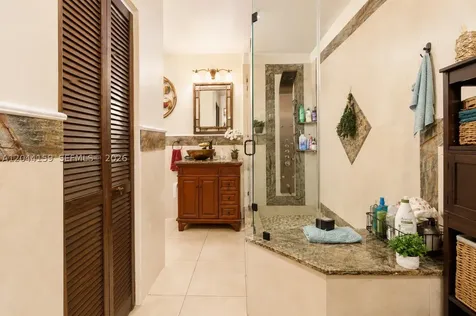 7232 W 29th Way Hialeah FL 33018