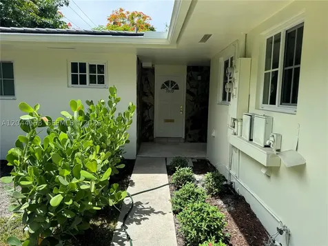 5907 Turin Street Coral Gables FL 33146