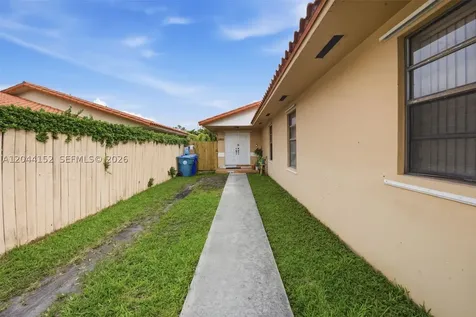 2801 SW 24th Street Miami FL 33145