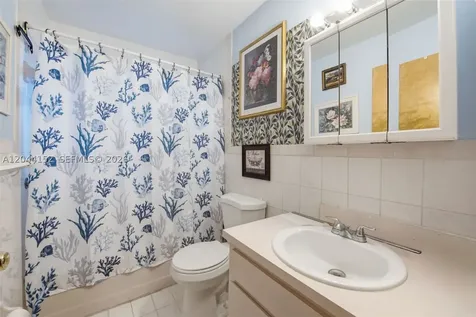 2801 SW 24th Street Miami FL 33145