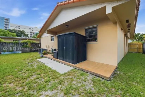 2801 SW 24th Street Miami FL 33145
