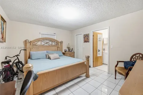 2801 SW 24th Street Miami FL 33145
