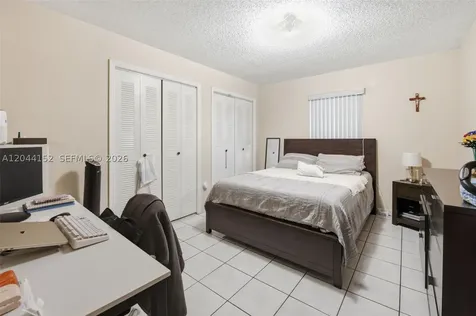 2801 SW 24th Street Miami FL 33145