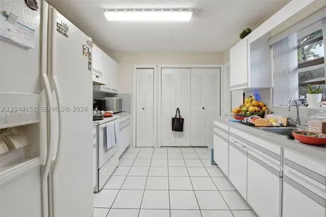 2801 SW 24th Street Miami FL 33145