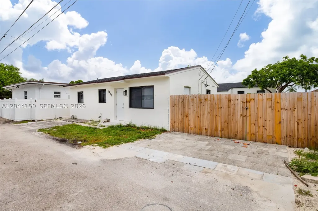 1918 Taft Street Hollywood FL 33020