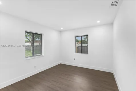 1918 Taft Street Hollywood FL 33020