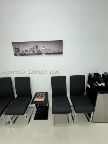 20200 W Dixie Hwy G01 Highway Miami FL 33180