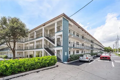 1501 S Ocean Boulevard Lauderdale By The Sea FL 33062