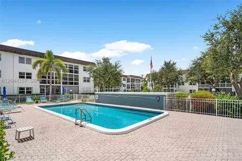 1501 S Ocean Boulevard Lauderdale By The Sea FL 33062