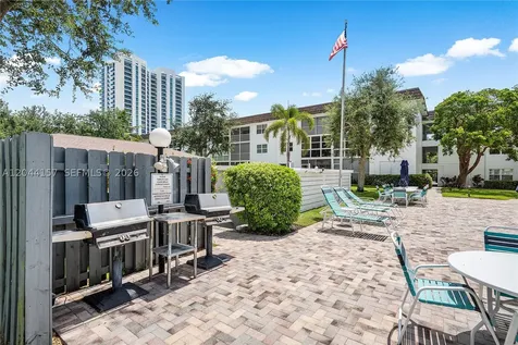 1501 S Ocean Boulevard Lauderdale By The Sea FL 33062