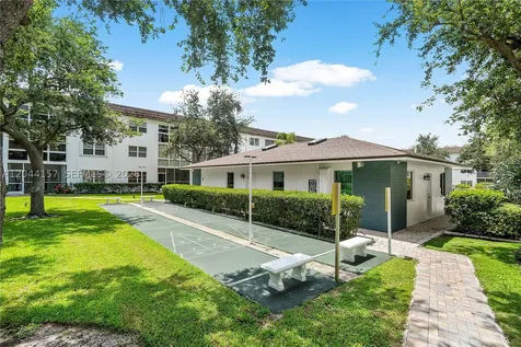 1501 S Ocean Boulevard Lauderdale By The Sea FL 33062
