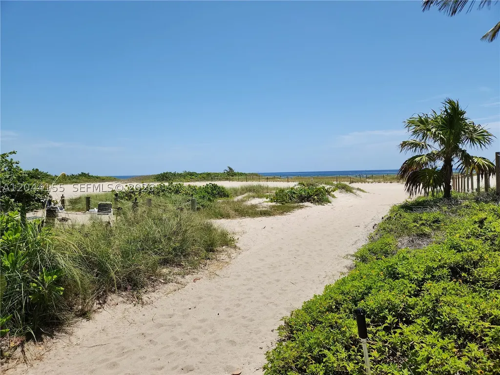 1009 N Ocean Boulevard Pompano Beach FL 33062