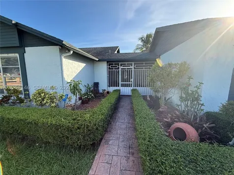 15622 SW 142nd Court Miami FL 33177