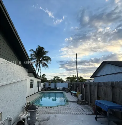 15622 SW 142nd Court Miami FL 33177