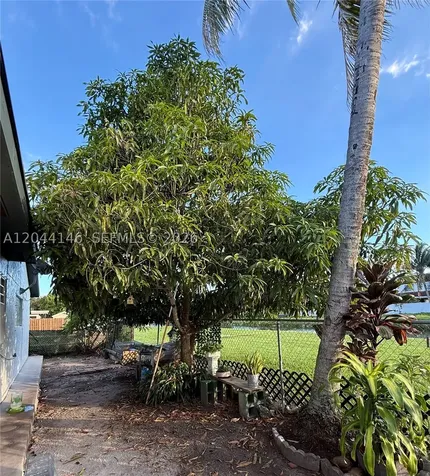 15622 SW 142nd Court Miami FL 33177