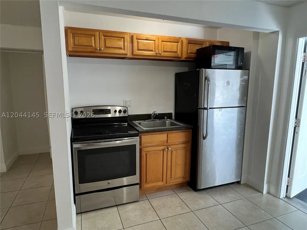 4251 NW 5th Street Plantation FL 33317