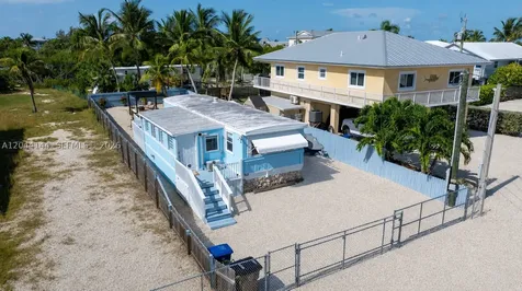768 Michael Drive Key Largo FL 33037