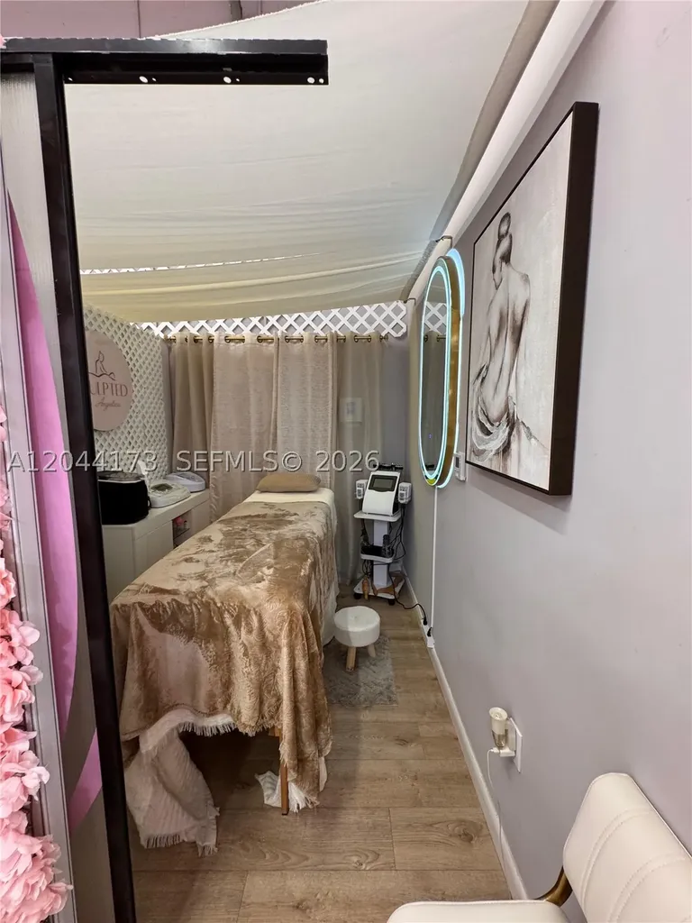 10890 NW 17th Street Sweetwater FL 33172