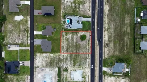 504 E Diplomat Parkway Cape Coral FL 33142