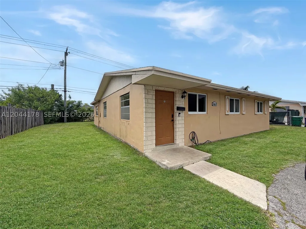 19411 SW 117th Avenue Miami FL 33177