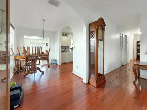 19411 SW 117th Avenue Miami FL 33177