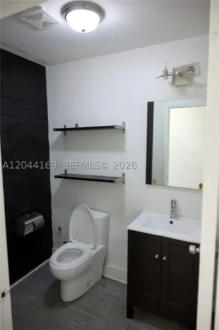7215 NW 41st Street Miami FL 33166