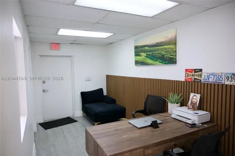 7215 NW 41st Street Miami FL 33166