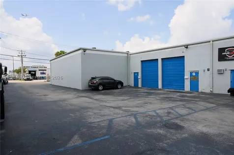 7215 NW 41st Street Miami FL 33166