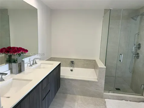 488 NE 18th Street Miami FL 33132