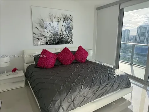 488 NE 18th Street Miami FL 33132