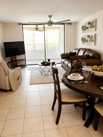 2821 Somerset Drive Lauderdale Lakes FL 33311