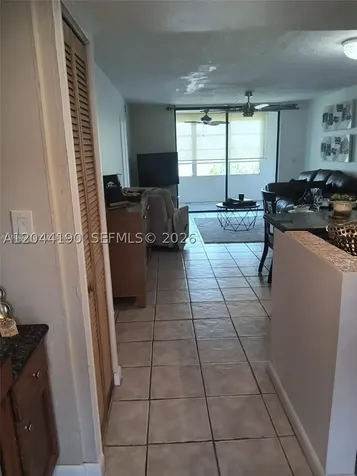 2821 Somerset Drive Lauderdale Lakes FL 33311