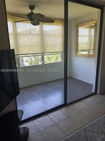 2821 Somerset Drive Lauderdale Lakes FL 33311