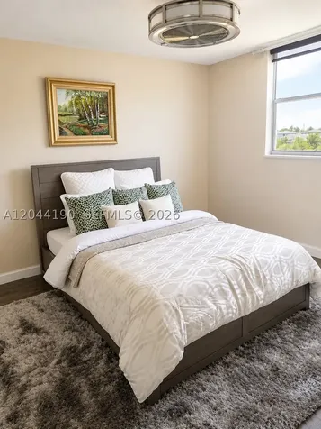 2821 Somerset Drive Lauderdale Lakes FL 33311
