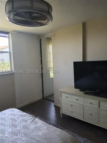 2821 Somerset Drive Lauderdale Lakes FL 33311