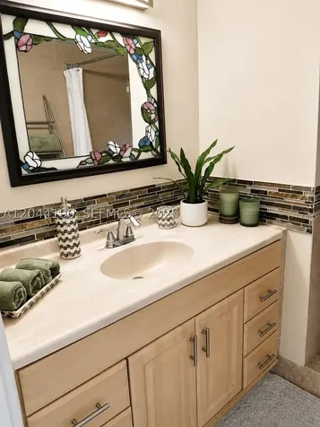2821 Somerset Drive Lauderdale Lakes FL 33311