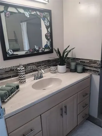 2821 Somerset Drive Lauderdale Lakes FL 33311
