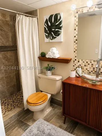 2821 Somerset Drive Lauderdale Lakes FL 33311