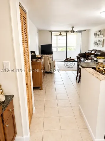 2821 Somerset Drive Lauderdale Lakes FL 33311