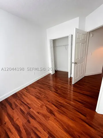 17145 N Bay Road Sunny Isles Beach FL 33160