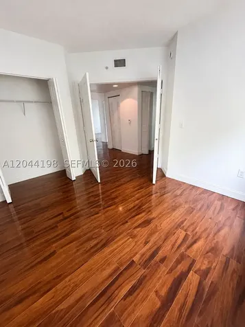 17145 N Bay Road Sunny Isles Beach FL 33160